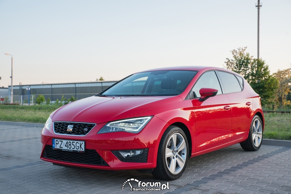 Seat Leon Przód