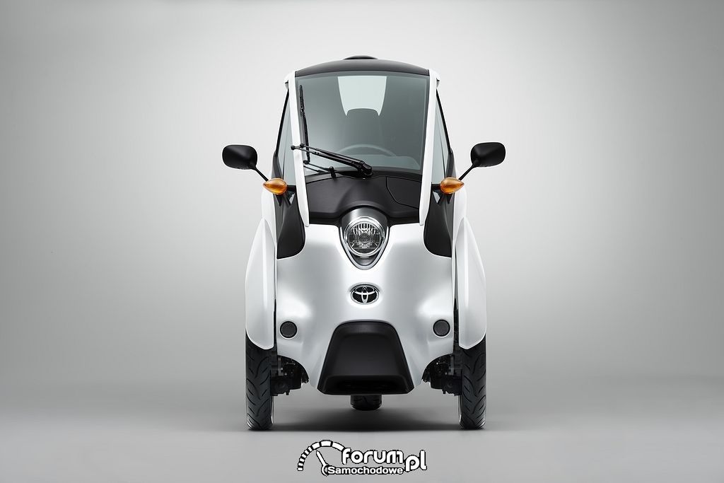 Toyota i-Road, przód