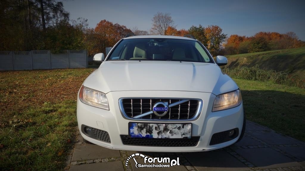 Volvo V70 D5 2010r. - przód