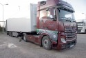 Mercedes-Benz Actros 1851 4×2 LS Bluetec 6 najnowszej generacji z naczepą