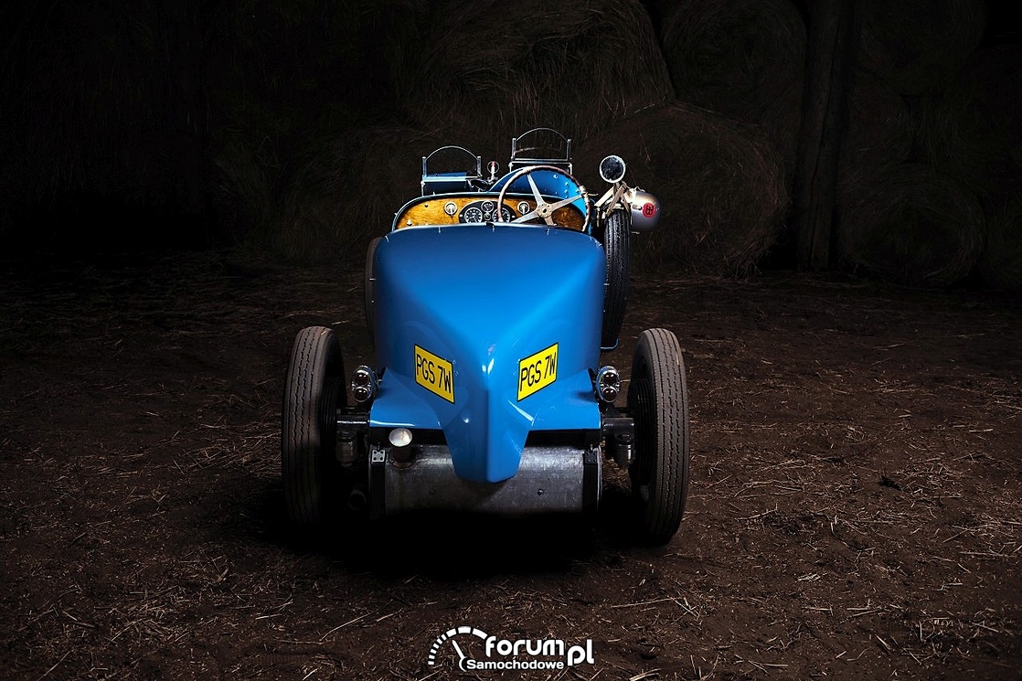 Bugatti T40, tył