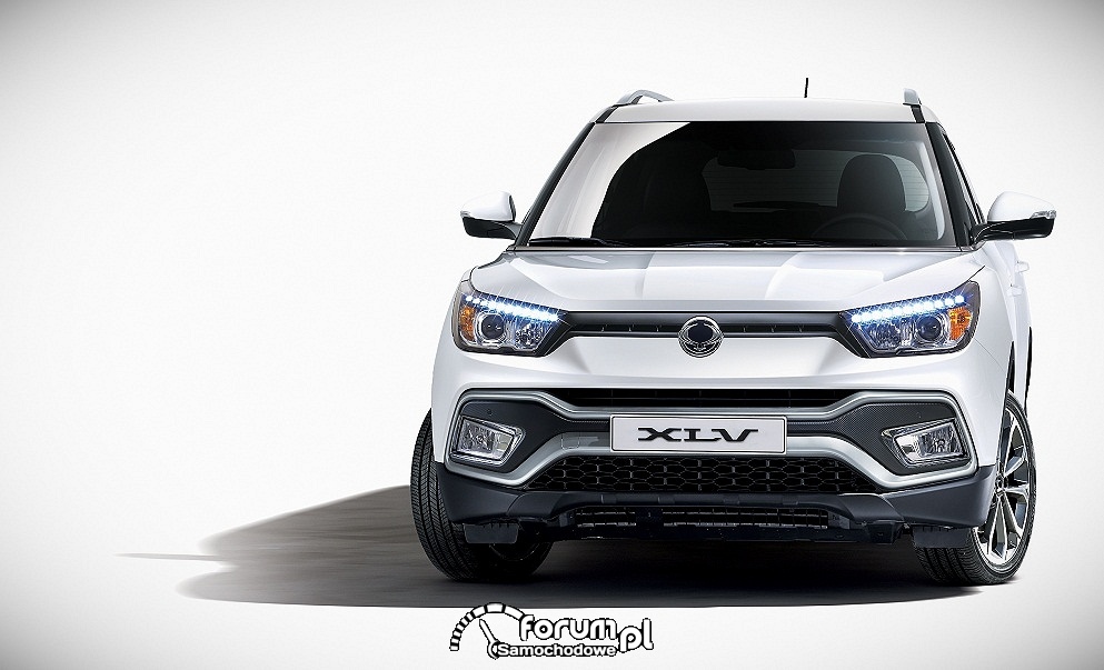 SsangYong XLV, przód
