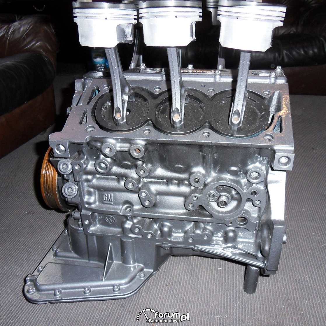 stoliczek v6