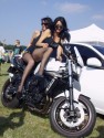 Dziewczyny na motorze