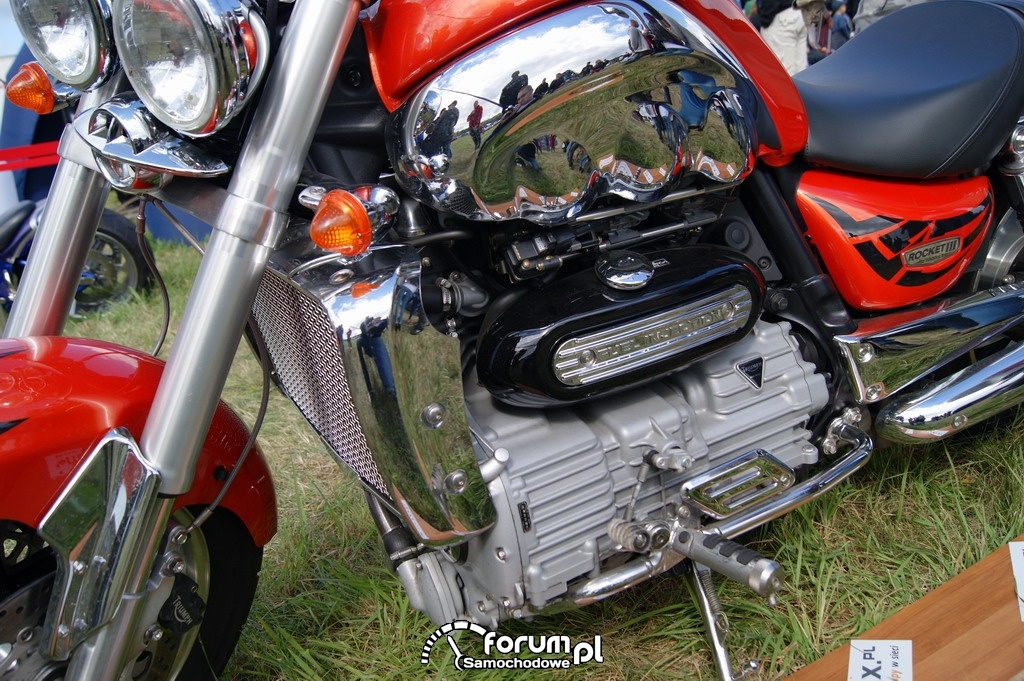 Triumph Rocket III 2300cc, silnik