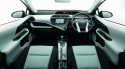 Toyota AQUA - wnetrze, kompaktowy pojazd hybrydowy 1