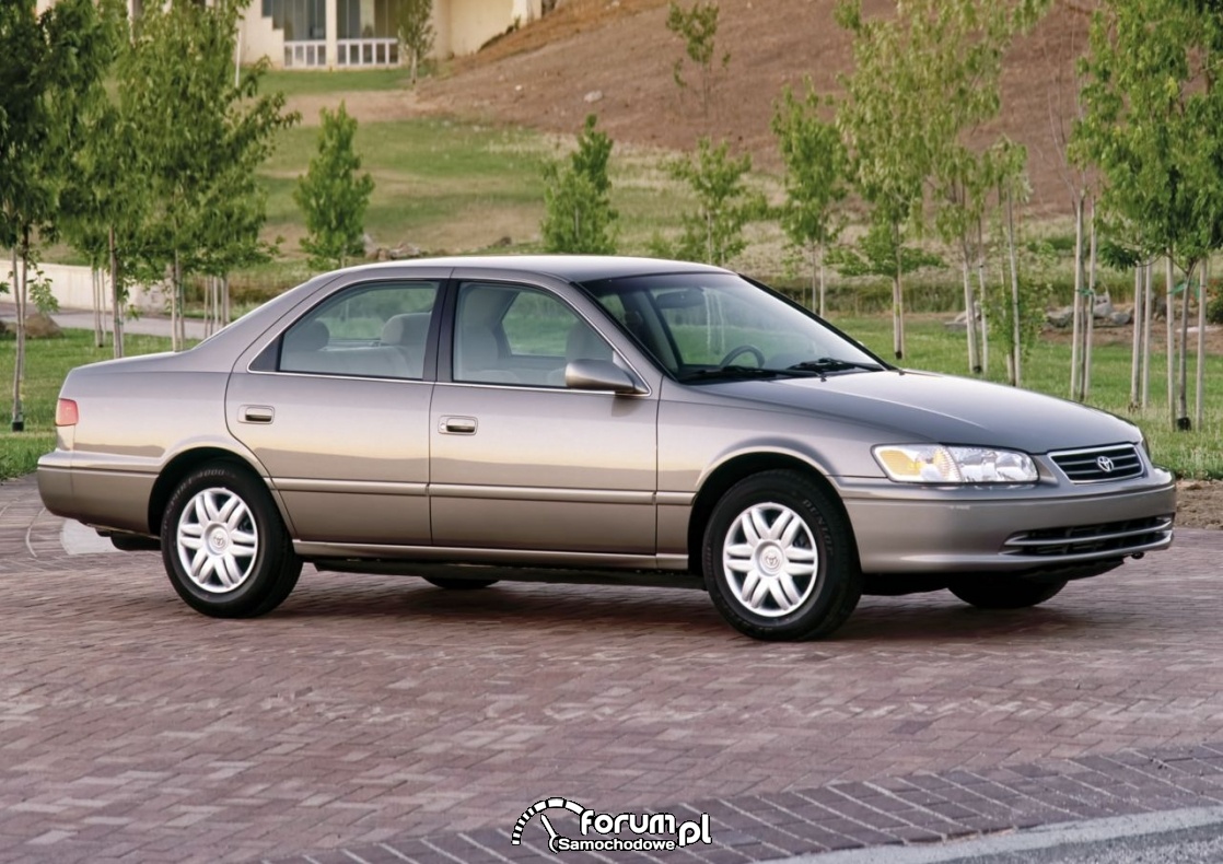 20 lat na podium – Toyota Camry w USA