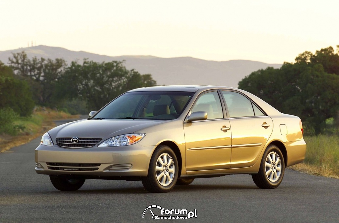 Toyota Camry - historia innowacji