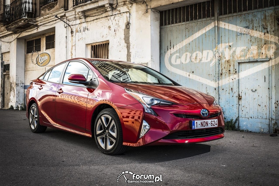 Toyota Prius II