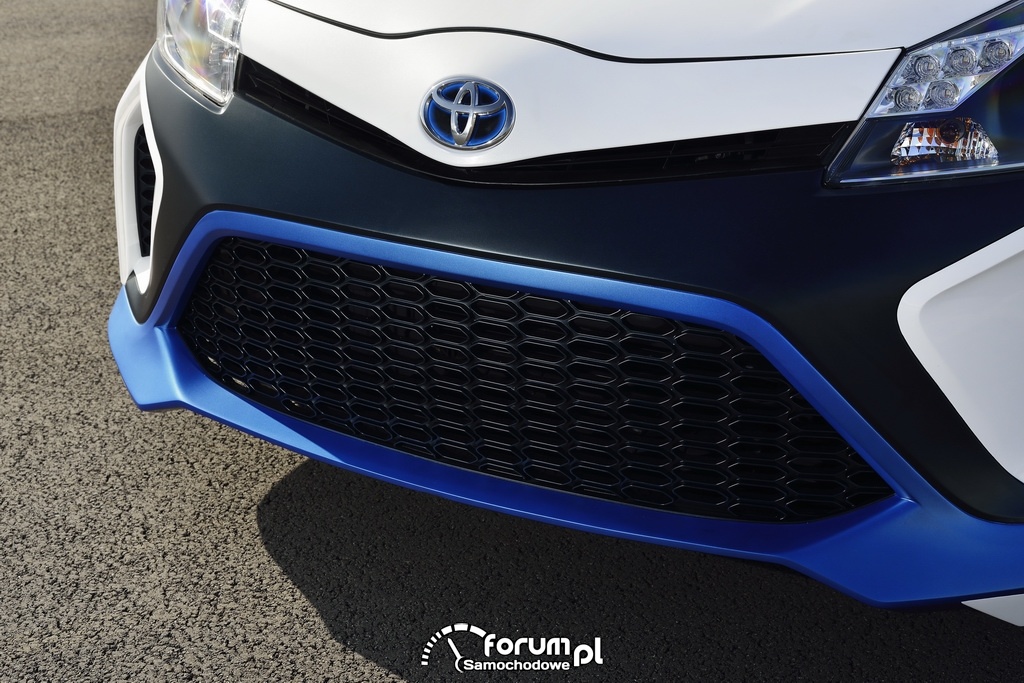 Toyota Yaris Hybrid-R concept