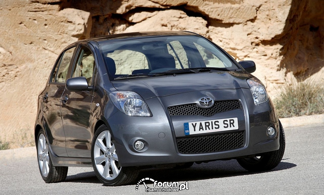 Jaki silnik wybrać w Toyota Yaris II (P9)?