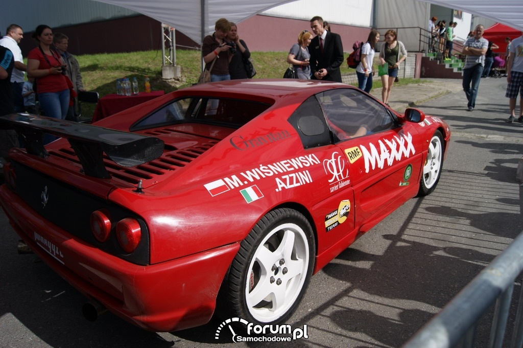 Ferrari F355 Challenge, Michał Wiśniewski i Azzini