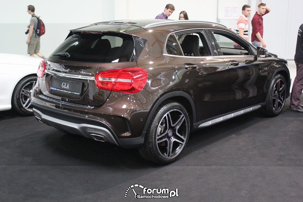 Mercedes-Benz GLA 4MATIC