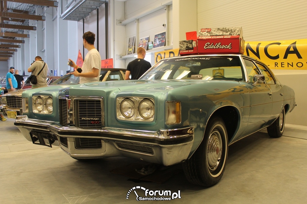 Pontiac 400