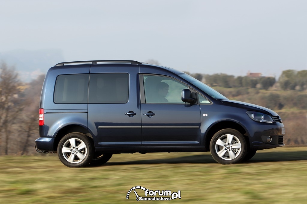 Volkswagen Caddy 4MOTION, kombi, 3