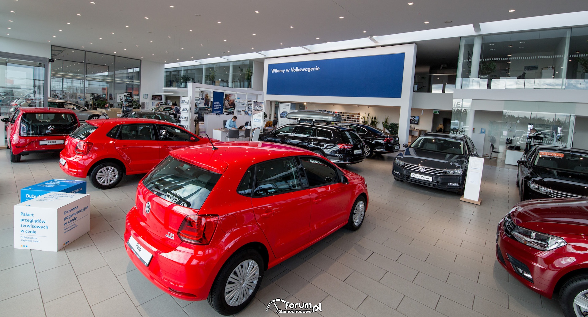 Volkswagen, samochody w salonie zdjęcie Galeria Volkswagen