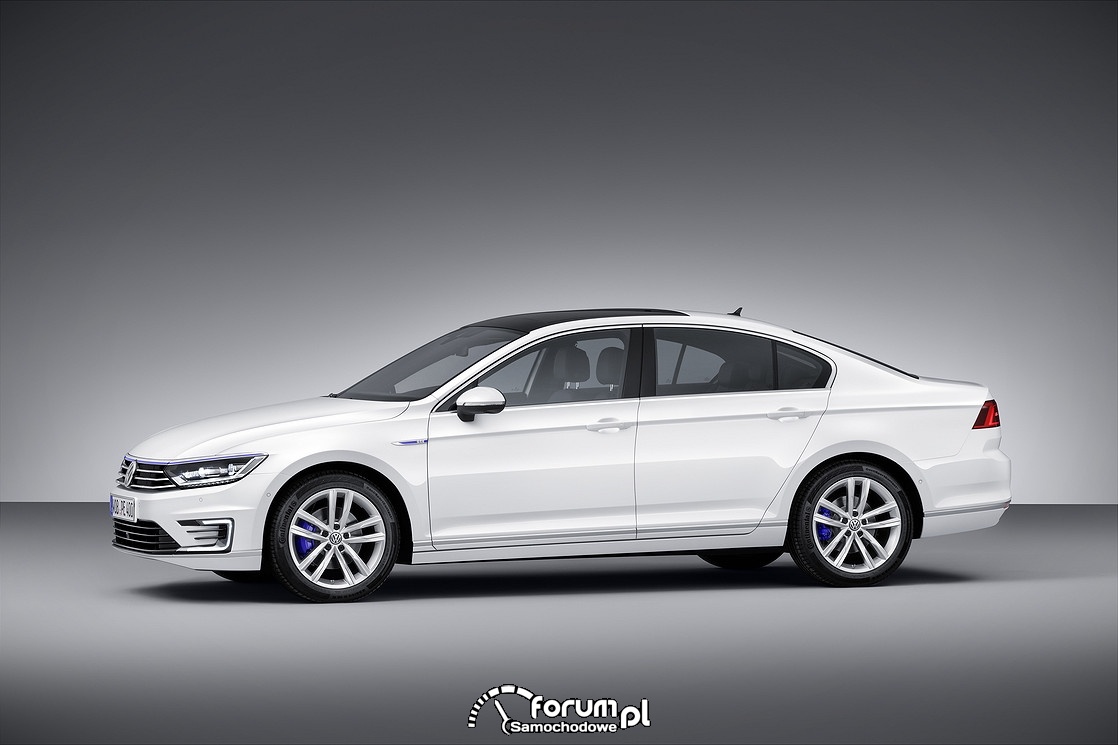 VW Passat GTE, bok