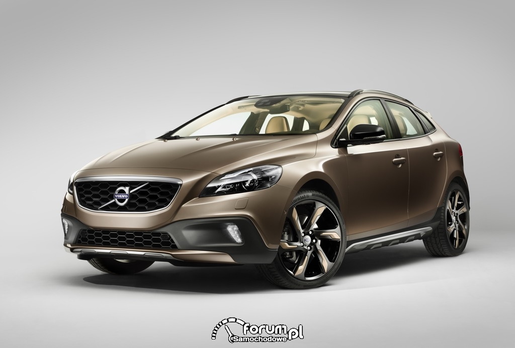 Volvo V40 Cross Country uterenowiony hatchback