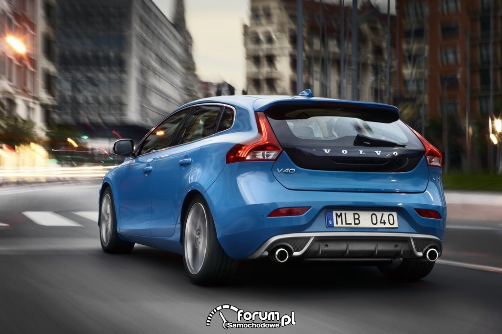 Volvo V40 R-Design - Sportowa Odmiana Nowego Modelu : Nowości Volvo I Przegląd Wydarzeń