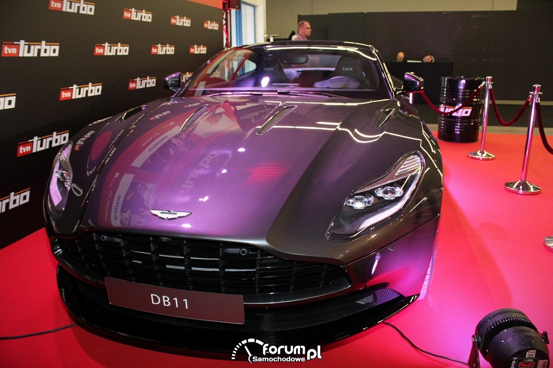 Aston Martin DB11, przód