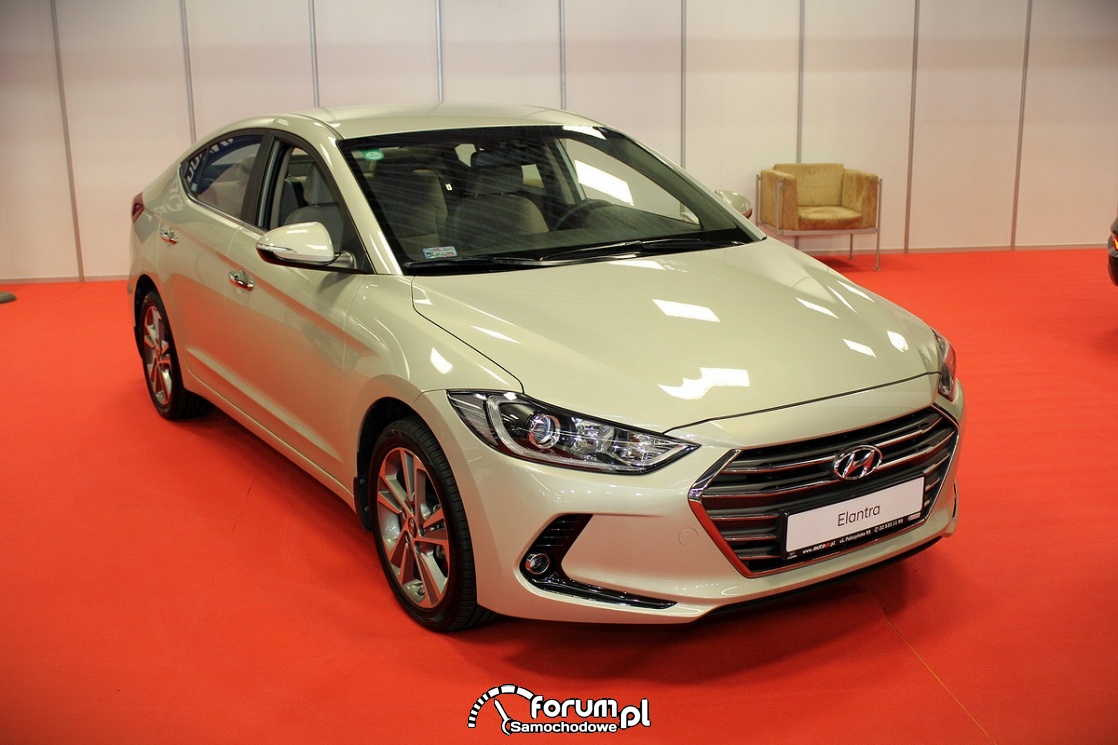 Hyundai Elantra zdjęcie Warsaw Moto Show 2017 Nadarzyn