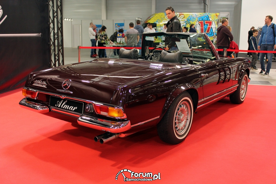 Mercedes-Benz 280SL Automatic, tył
