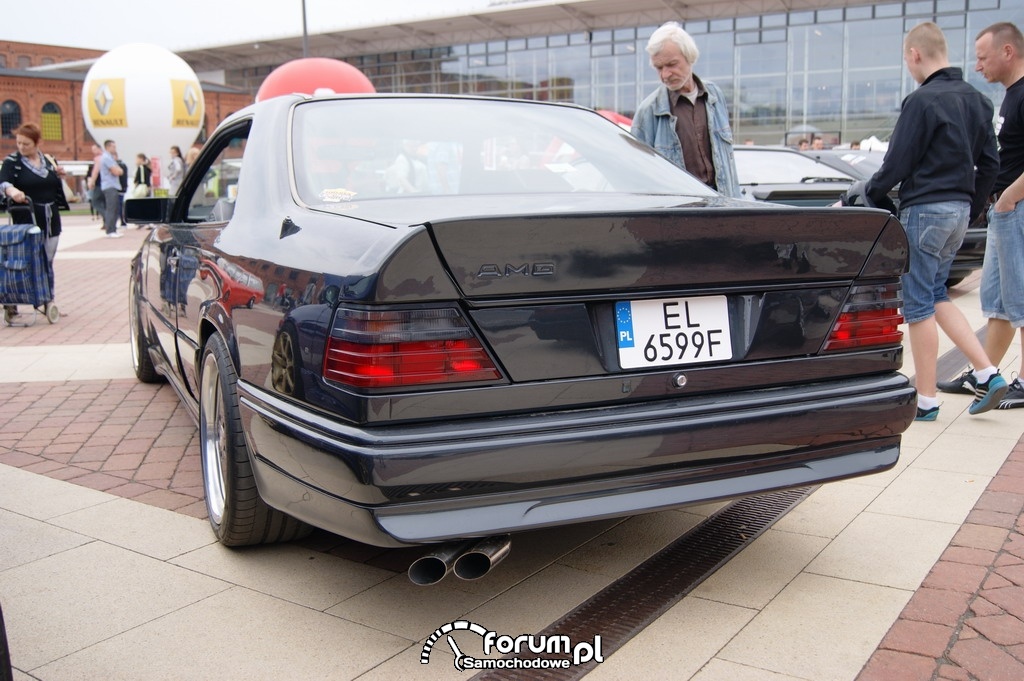 Mercedes W124 Coupe AMG