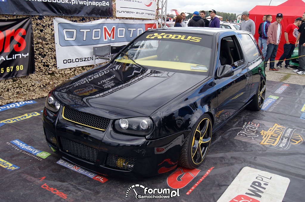 VW Golf III, przód