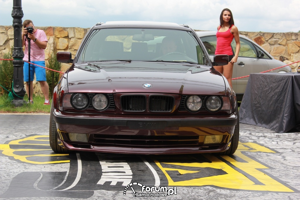 BMW E34 seria 5 kombi, przód