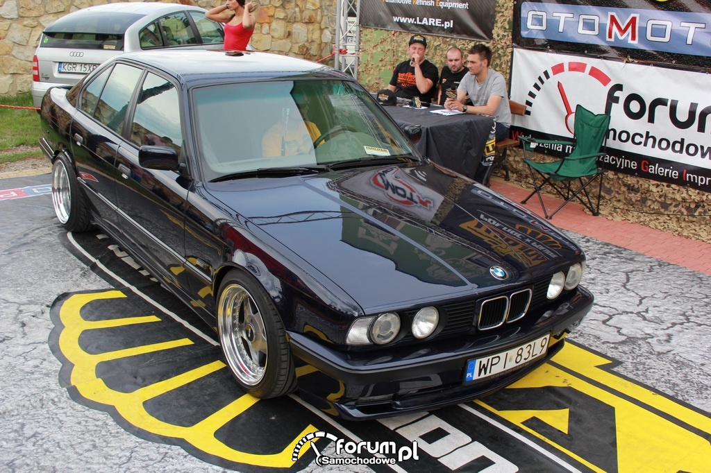 BMW E34 seria 5, widok z góry