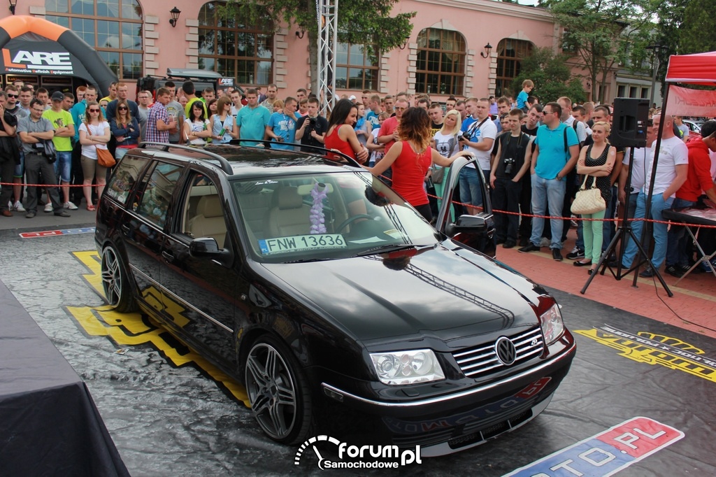 Volkswagen Bora Kombi, widok z góry, publiczność