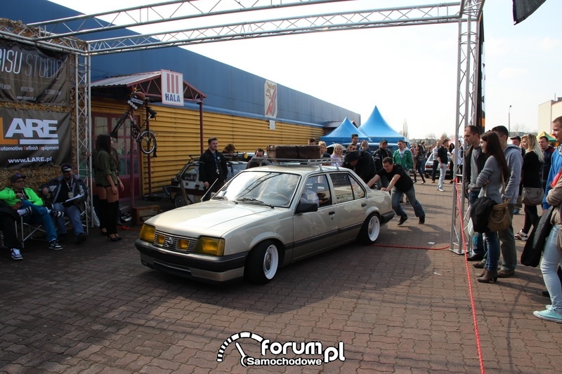Opel Ascona przed prezentacją