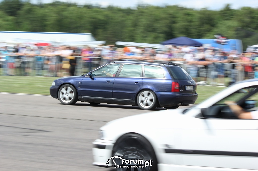 Audi A4 B5 kombi vs BMW E36 Compact