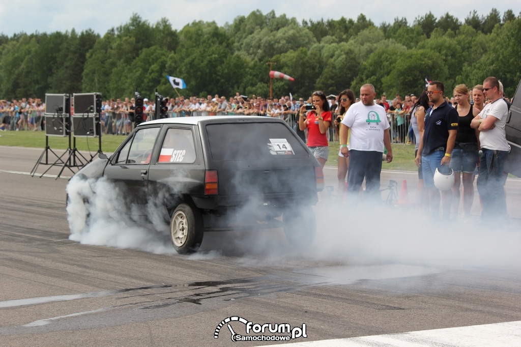 Opel Corsa, Stec, rozgrzewanie opon, 4
