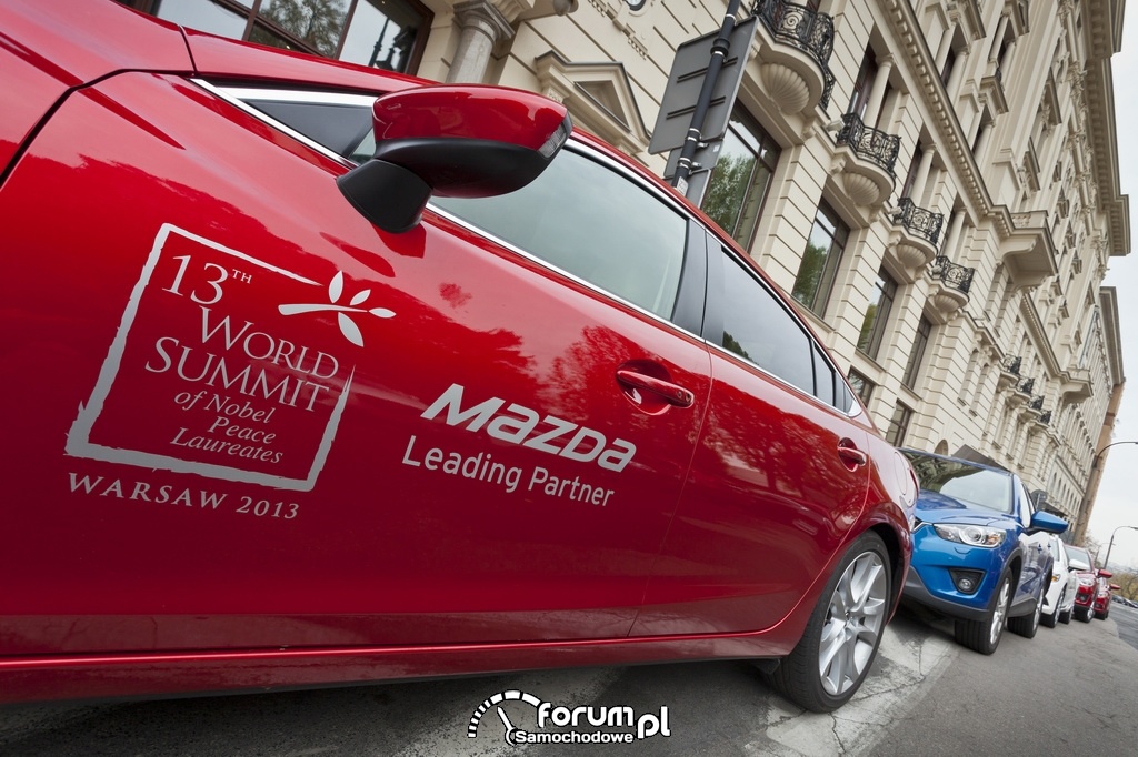 Mazda na Szczycie Laureatów Pokojowej Nagrody Nobla w Warszawie
